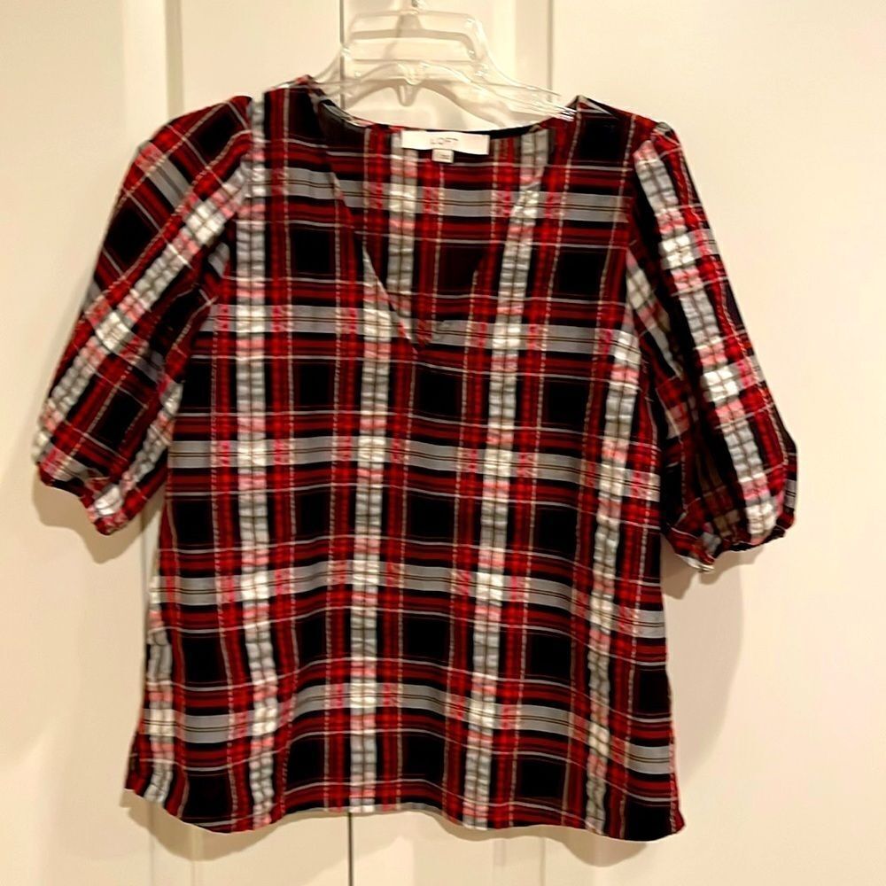 Loft short puffed sleeve blouse Size small
